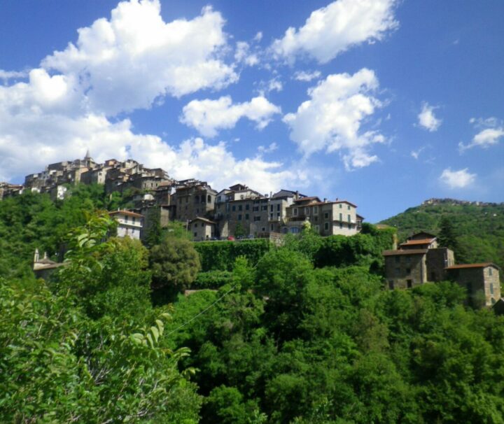 Villages perches ligures