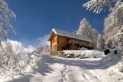 grange dans les nuages