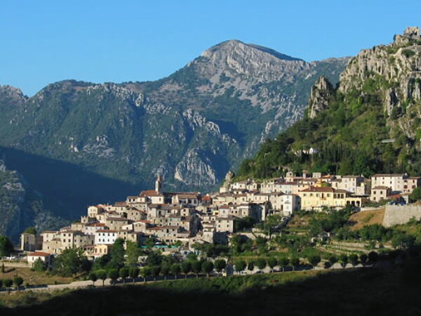 Le plus Haut Village Méditerranéen